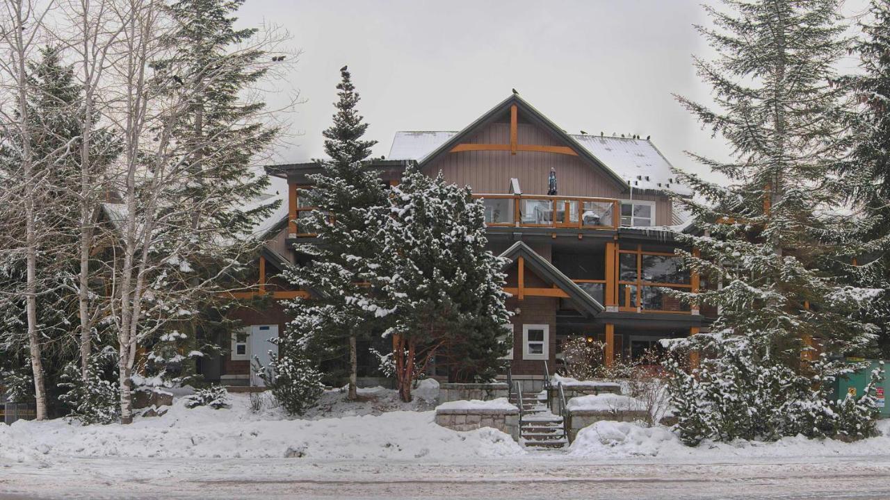 Comfortable Townhouse In Whistler Village W Hot Tub Esterno foto